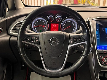 Opel Astra, 2013г., передний привод, автомат