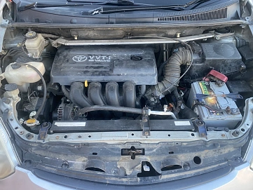 Toyota Wish, 2003г., передний привод, автомат