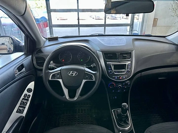Hyundai Solaris, 2016г., передний привод, механика