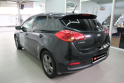 Kia Ceed, 2012г., передний привод, автомат