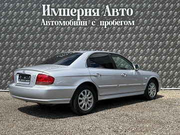 Hyundai Sonata, 2006г., передний привод, механика