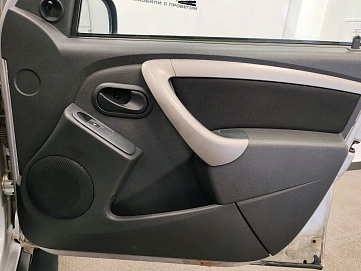 Renault Duster, 2014г., полный привод, механика