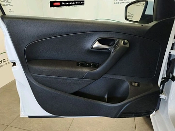 Volkswagen Polo, 2018г., передний привод, механика
