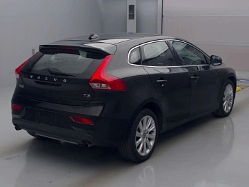 Volvo V40, 2015г., передний привод, автомат