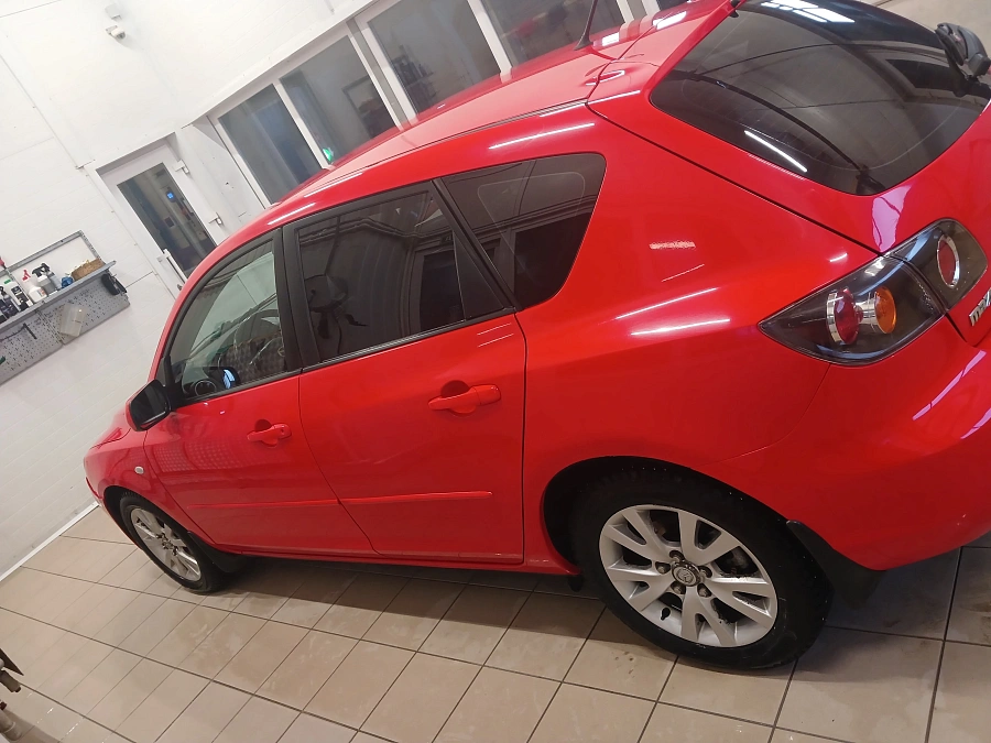 Mazda 3, 2008г., передний привод, автомат