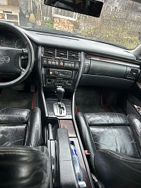 Audi A8, 1997г, полный привод, автомат