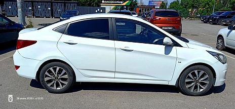 Hyundai Solaris, 2015г, передний привод, автомат