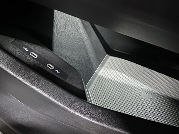 Volkswagen Tavendor, 2026г., полный привод, робот
