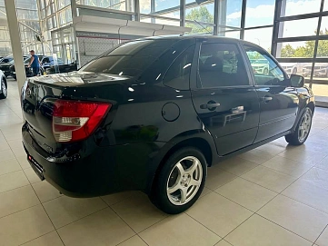 Lada (ВАЗ) Granta, 2013г., передний привод, автомат