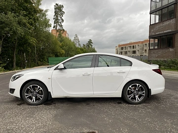Opel Insignia, 2014г., передний привод, автомат