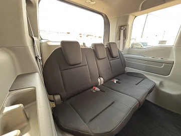 Honda Stepwgn, 2018г., передний привод, вариатор