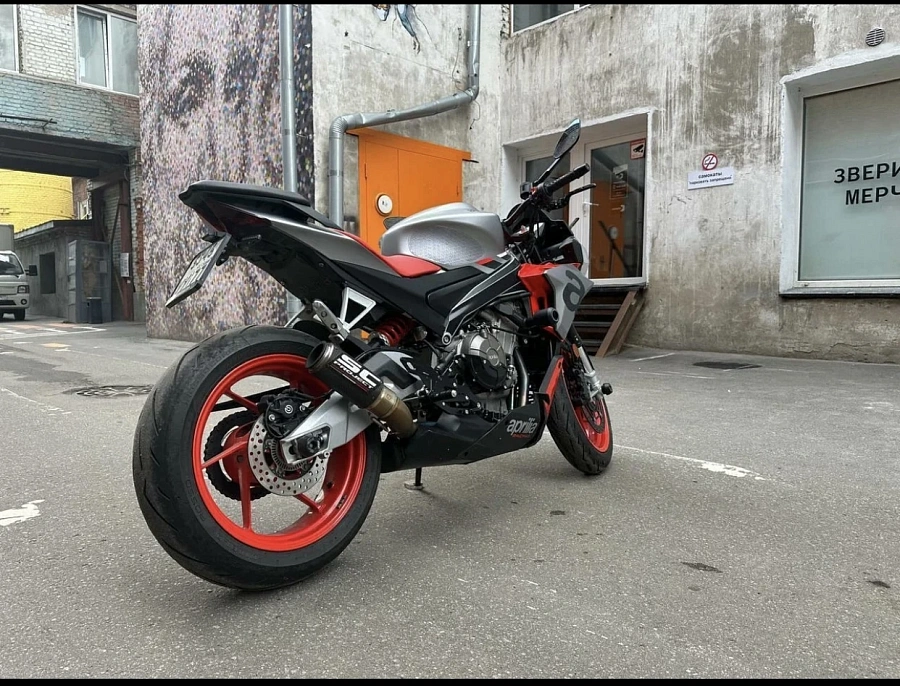 Aprilia Tuono 660, 2022г.