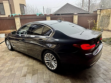 BMW 5 серии, 2021г., задний привод, автомат