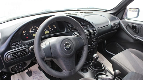 Chevrolet Niva, 2017г., передний привод, механика