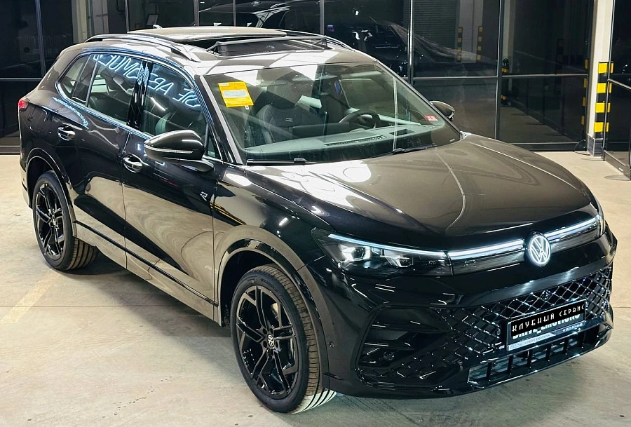 Volkswagen Tiguan, 2025г., полный привод, робот