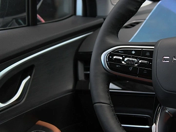 Omoda C5, 2023г., полный привод, робот