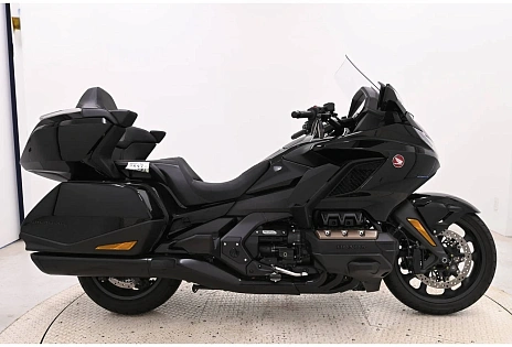 Honda GL 1800 Gold Wing, 2023г, Кардан привод, Роботизированная с двумя сцеплениями