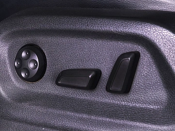 Volkswagen Tiguan, 2009г., полный привод, автомат