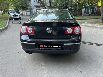 Volkswagen Passat, 2010г, передний привод, робот