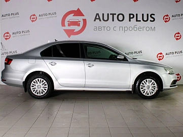 Volkswagen Jetta, 2015г., передний привод, механика