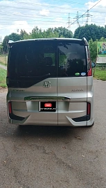 Honda Stepwgn, 2018г., передний привод, вариатор