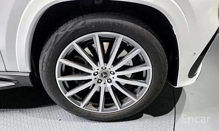 Mercedes-Benz GLS, 2025г, полный привод, автомат