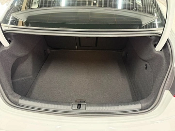 Audi A3, 2018г., передний привод, робот