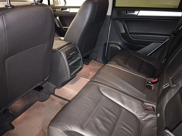 Volkswagen Touareg, 2013г., полный привод, автомат