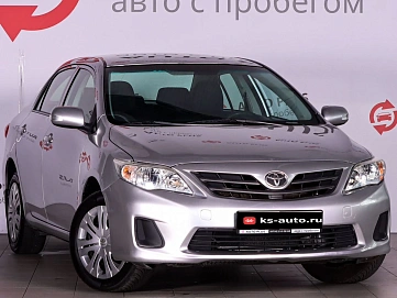 Toyota Corolla, 2012г., передний привод, механика