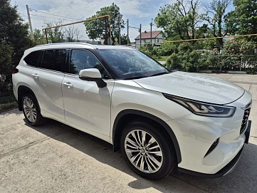 Toyota Highlander, 2025г, полный привод, автомат