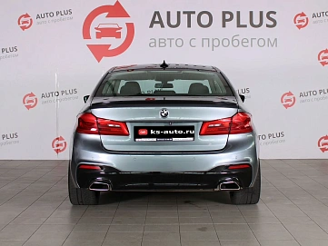 BMW 5 серии, 2017г., задний привод, автомат