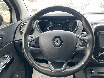 Renault Kaptur, 2017г, передний привод, вариатор