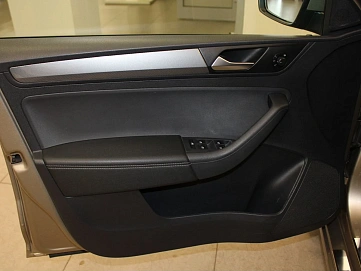 Volkswagen Polo, 2020г., передний привод, механика