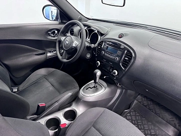 Nissan Juke, 2011г., полный привод, вариатор
