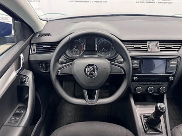 Skoda Octavia, 2018г., передний привод, механика