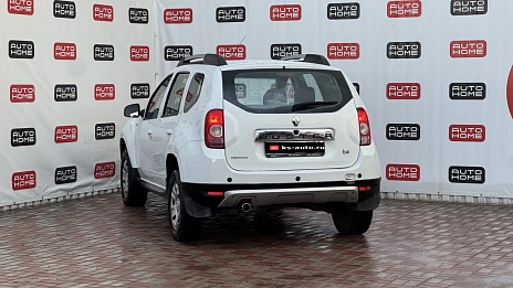 Renault Duster, 2013г., передний привод, автомат
