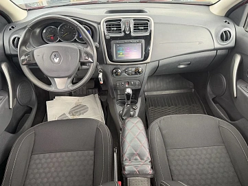 Renault Sandero, 2017г., передний привод, автомат