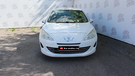 Peugeot 408, 2013г., передний привод, механика
