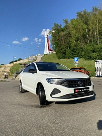 Volkswagen Polo, 2021г, передний привод, механика