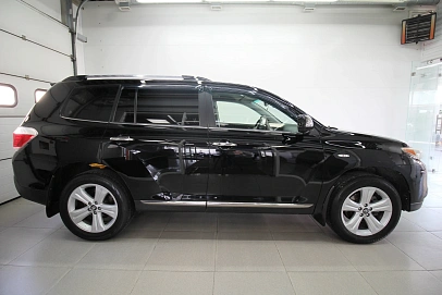 Toyota Highlander, 2011г., полный привод, автомат