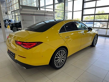 Mercedes-Benz CLA, 2021г., передний привод, робот