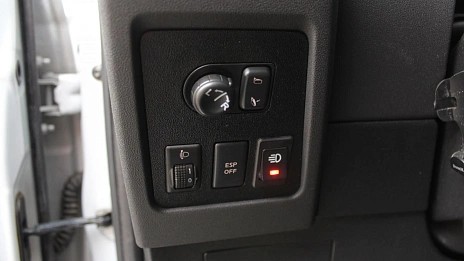 Nissan Qashqai, 2008г., передний привод, механика