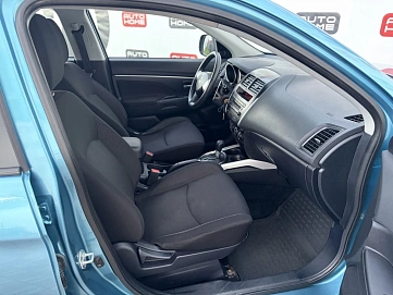 Mitsubishi ASX, 2010г., передний привод, вариатор