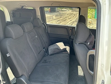 Honda Freed, 2012г., передний привод, вариатор