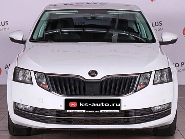 Skoda Octavia, 2019г., передний привод, робот