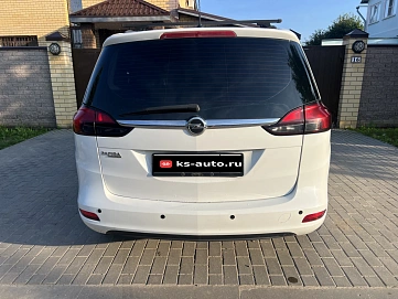 Opel Zafira, 2013г., передний привод, механика