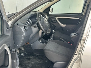 Renault Duster, 2014г., полный привод, механика