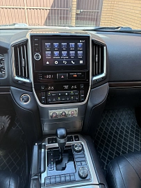 Toyota Land Cruiser, 2016г., полный привод, автомат