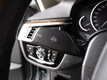 BMW 5 серии, 2017г., задний привод, автомат