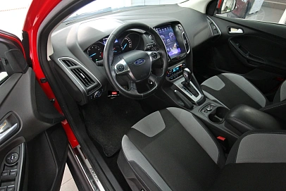 Ford Focus, 2014г., передний привод, робот